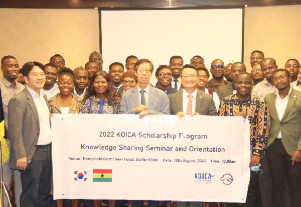 Jung-Taek Lim (3rd from right), Korean Ambassador to Ghana, with Moo Heon Kong, Country Director, KOICA, and the beneficiaries of the scholarship programme. Picture:  ELVIS NII NOI DOWUONA 